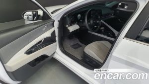 Hyundai AVANTE 1.6 2021 года из Южной Кореи