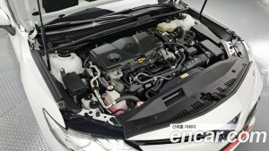 Toyota Camry 2.5 XLE HYBRID 2020 года из Южной Кореи