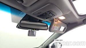 Toyota Camry 2.5 XLE HYBRID 2020 года из Южной Кореи