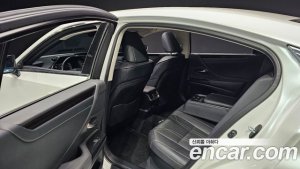 Lexus ES Luxury 2020 года из Южной Кореи