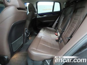 BMW X4 xDrive20d xLine 2020 года из Южной Кореи