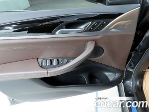 BMW X4 xDrive20d xLine 2020 года из Южной Кореи