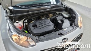 Kia Sportage Дизель 1.6 2WD 2022 года из Южной Кореи