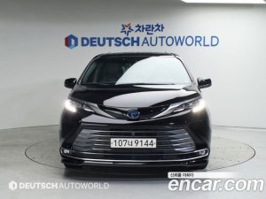 Toyota Sienna 2.5 HYBRID AWD 2021 года из Южной Кореи