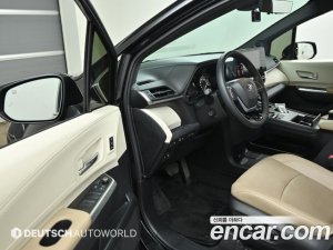 Toyota Sienna 2.5 HYBRID AWD 2021 года из Южной Кореи