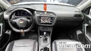 Volkswagen Tiguan 2.0 TDI Prestige 2020 года из Южной Кореи