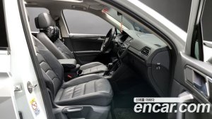 Volkswagen Tiguan 2.0 TDI Prestige 2020 года из Южной Кореи