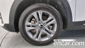 Kia Seltos Бензин 1.6 Turbo 2WD 2020 года из Южной Кореи