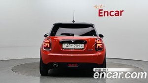 Mini Cooper DEFAULT 2020 года из Южной Кореи