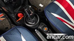 Mini Cooper DEFAULT 2020 года из Южной Кореи