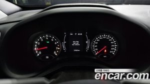 Jeep Renegade 2.4 Longitude 2020 года из Южной Кореи