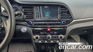 Hyundai AVANTE 1.6 2020 года из Южной Кореи