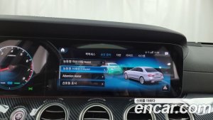 Mercedes-Benz E-Class E350 4MATIC AMG Line 2021 года из Южной Кореи