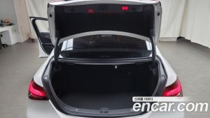 Mercedes-Benz E-Class E350 4MATIC AMG Line 2021 года из Южной Кореи