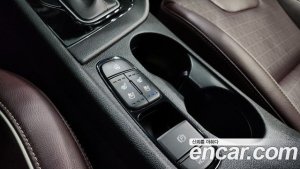 Kia Niro 1.6 HEV 2020 года из Южной Кореи