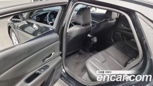 Hyundai AVANTE 1.6 2021 года из Южной Кореи