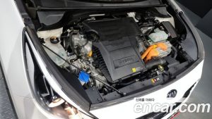 Kia Niro 1.6 HEV 2020 года из Южной Кореи