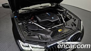 BMW 5-Series 530e Luxury 2021 года из Южной Кореи