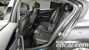 BMW 5-Series 530e Luxury 2021 года из Южной Кореи