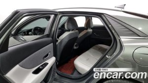 Hyundai AVANTE 1.6 2021 года из Южной Кореи