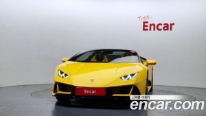 Lamborghini Huracan EVO 5.2 SPYDER 2020 года из Южной Кореи