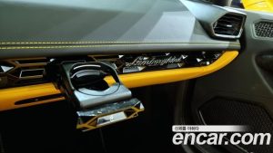 Lamborghini Huracan EVO 5.2 SPYDER 2020 года из Южной Кореи