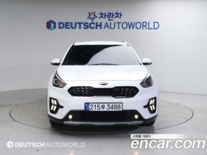 Kia Niro 1.6 HEV 2021 года из Южной Кореи