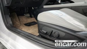 Hyundai AVANTE 1.6 2021 года из Южной Кореи