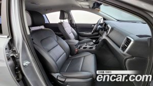 Kia Sportage Дизель 1.6 4WD 2022 года из Южной Кореи