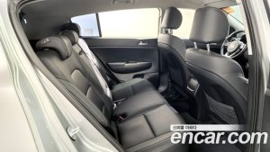 Kia Sportage Дизель 1.6 4WD 2022 года из Южной Кореи