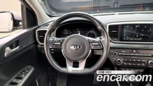 Kia Sportage Дизель 1.6 4WD 2022 года из Южной Кореи