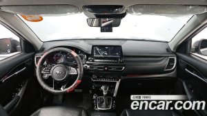 Kia Seltos Бензин 1.6 Turbo 2WD 2020 года из Южной Кореи