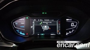 Kia Niro 1.6 HEV 2021 года из Южной Кореи