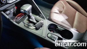 Kia Niro 1.6 HEV 2021 года из Южной Кореи