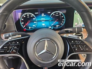 Mercedes-Benz E-Class E300e 4MATIC Exclusive 2021 года из Южной Кореи