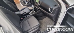 Hyundai Venue 1.6 Smart 2020 года из Южной Кореи