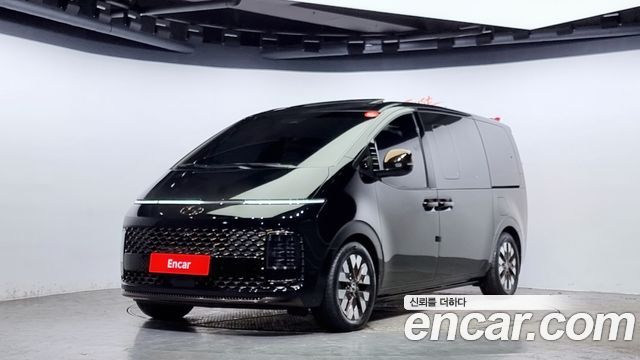 Hyundai Staria 4WD Lounge 9-Seater 2022 года из Кореи