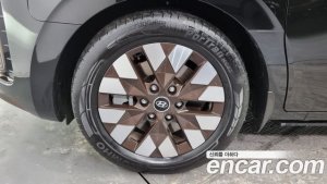 Hyundai Staria 4WD Lounge 9-Seater 2022 года из Южной Кореи