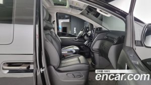 Hyundai Staria 4WD Lounge 9-Seater 2022 года из Южной Кореи