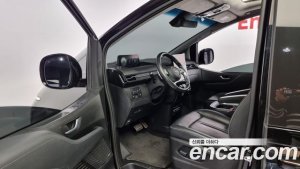 Hyundai Staria 4WD Lounge 9-Seater 2022 года из Южной Кореи