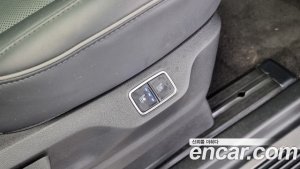 Hyundai Staria 4WD Lounge 9-Seater 2022 года из Южной Кореи