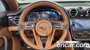 Bentley Bentayga 4.0 V8 2020 года из Южной Кореи