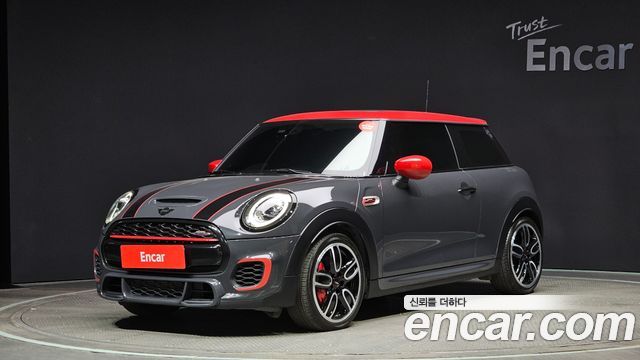 Mini Cooper JCW 2020 года из Кореи