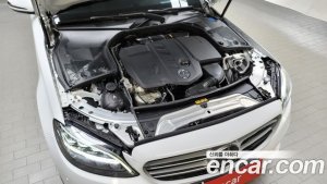 Mercedes-Benz C-Class C220 d 4MATIC 2020 года из Южной Кореи