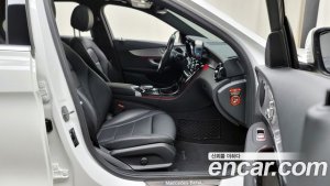 Mercedes-Benz C-Class C220 d 4MATIC 2020 года из Южной Кореи