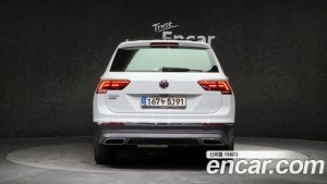 Volkswagen Tiguan 2.0 TDI Prestige 2020 года из Южной Кореи