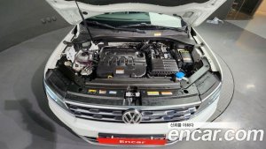 Volkswagen Tiguan 2.0 TDI Prestige 2020 года из Южной Кореи