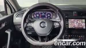 Volkswagen Tiguan 2.0 TDI Prestige 2020 года из Южной Кореи