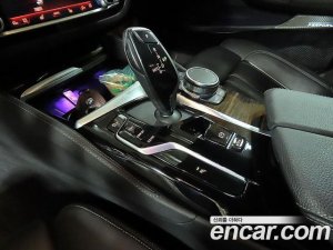 BMW 5-Series 520i M Sport 2021 года из Южной Кореи