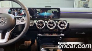 Mercedes-Benz A-Class A220 SEDAN 2021 года из Южной Кореи